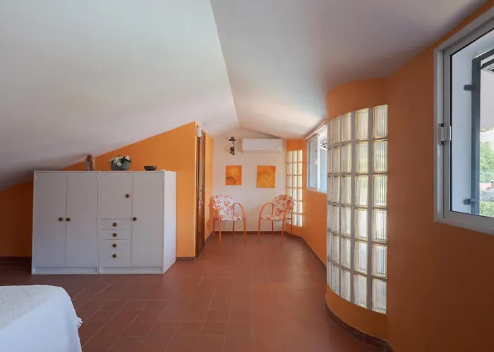 Golf Court Villa