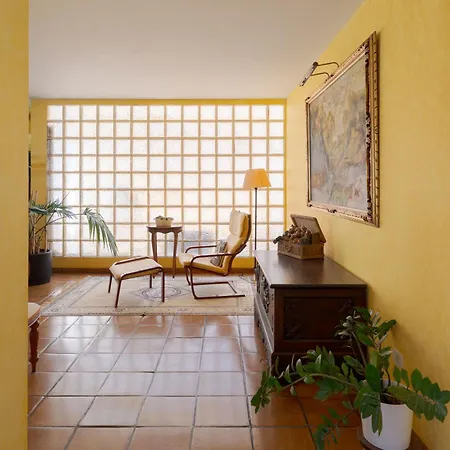 Villa Golf Court